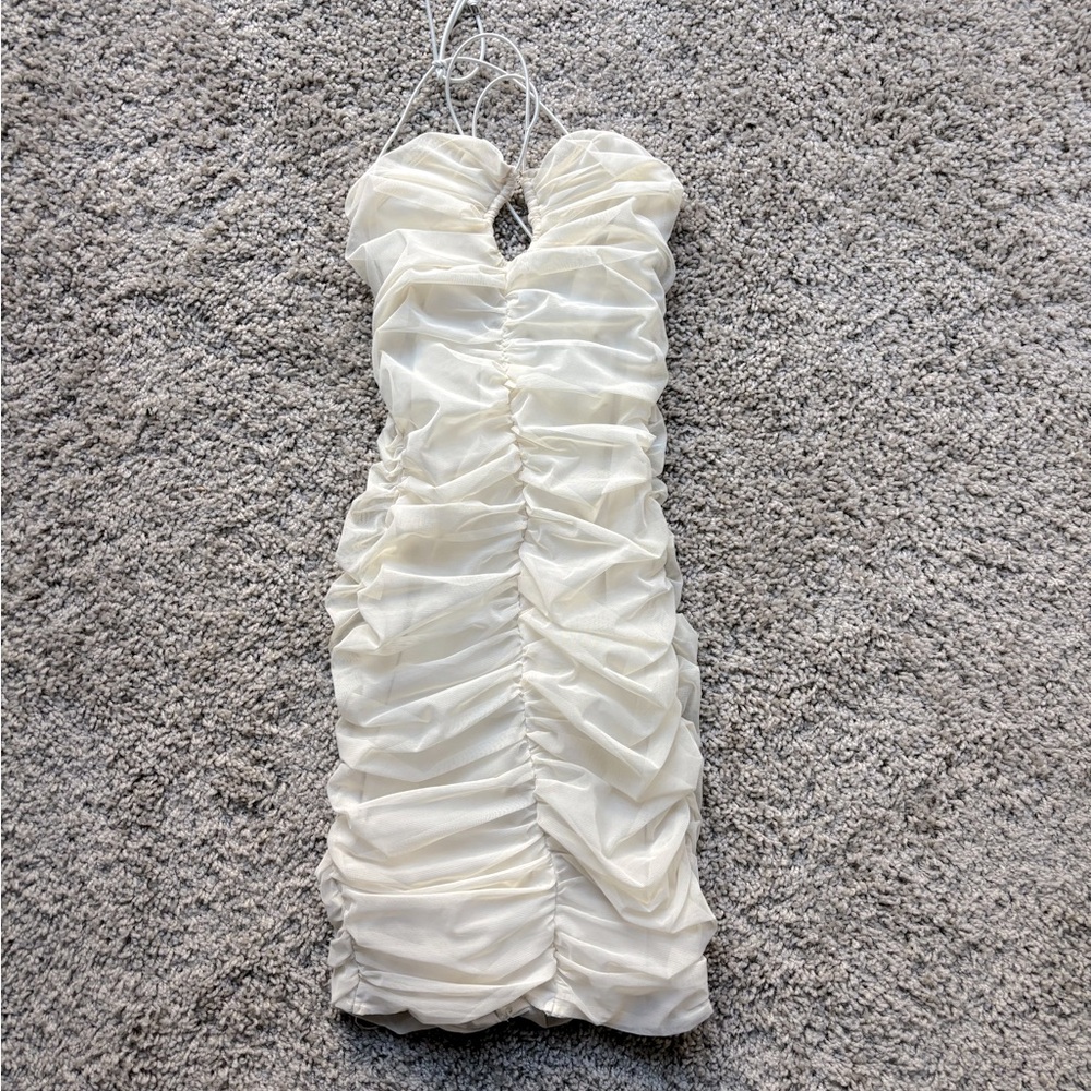 Mini dress in cream
